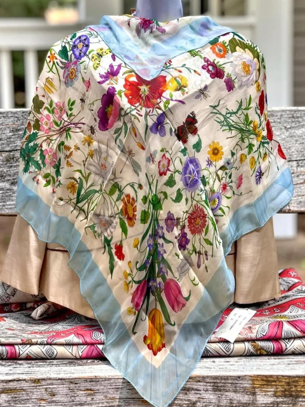 Beautiful Gucci V. ACCORNERO Floral Silk Chiffon Scarf Light Blue Green Pink (20